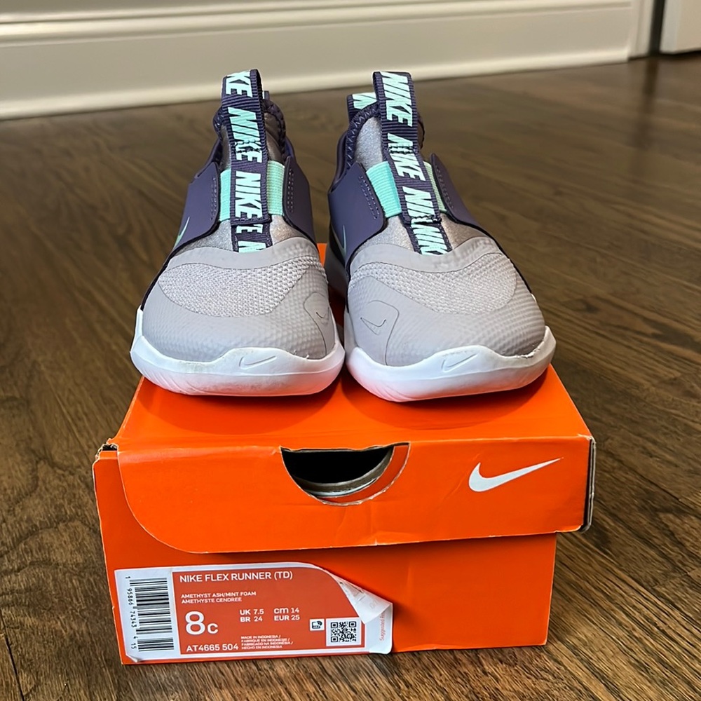 Toddler sneakers